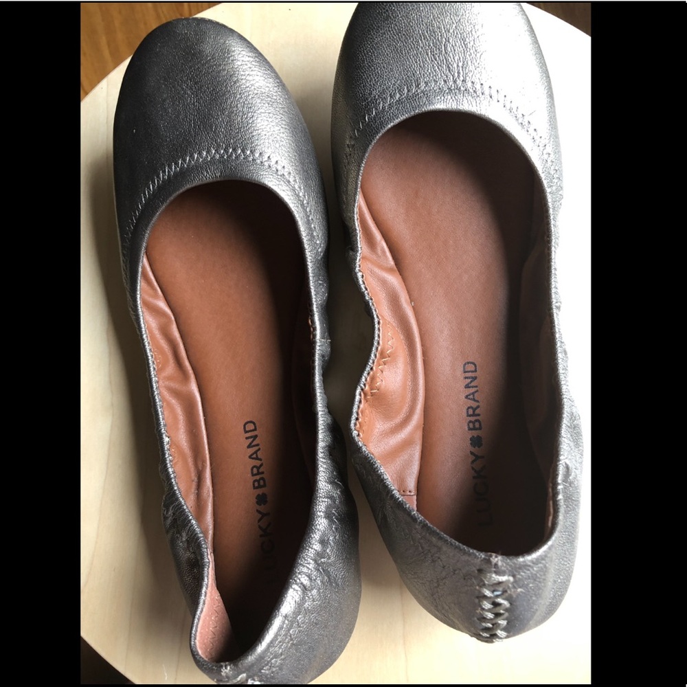 Lucky Brand metallic flats size 8.5